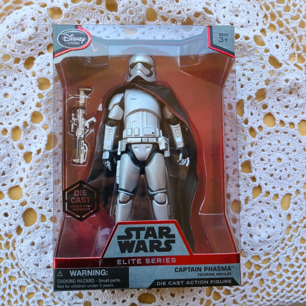 Star Wars Captain Phasma Elite Series Die Cast Action Figure